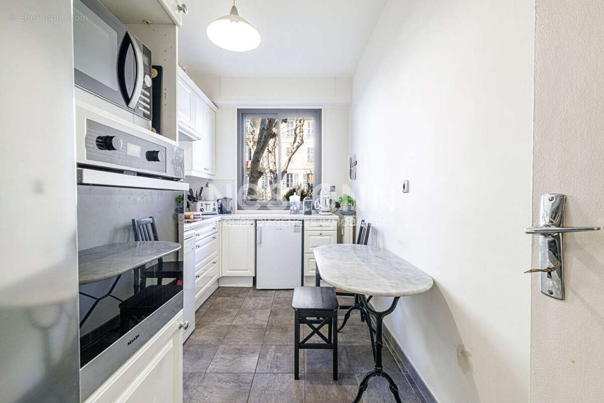 Appartement 4 pièces à vendre à Nice Riquier - Emplacement d'exception - photo 8