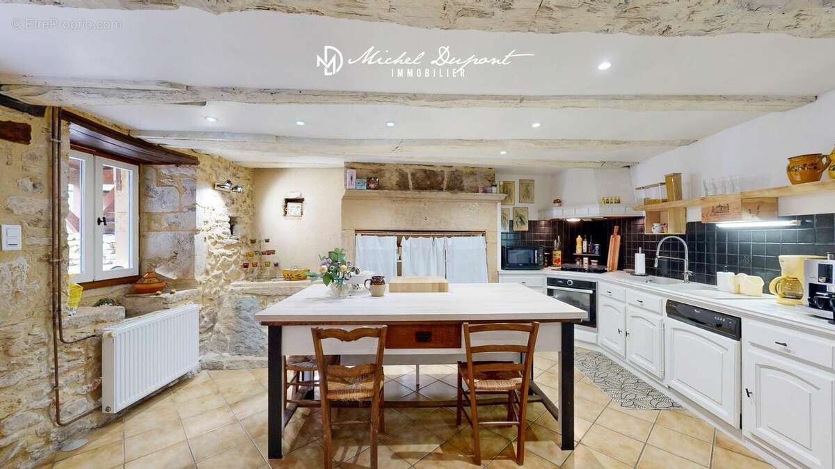 Photo 3 - Maison à LE BUISSON-DE-CADOUIN