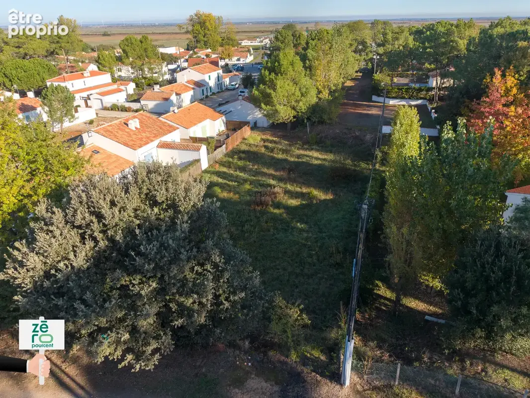 Terrain constructible de 581 m2 Proches plages et commerces - photo 2