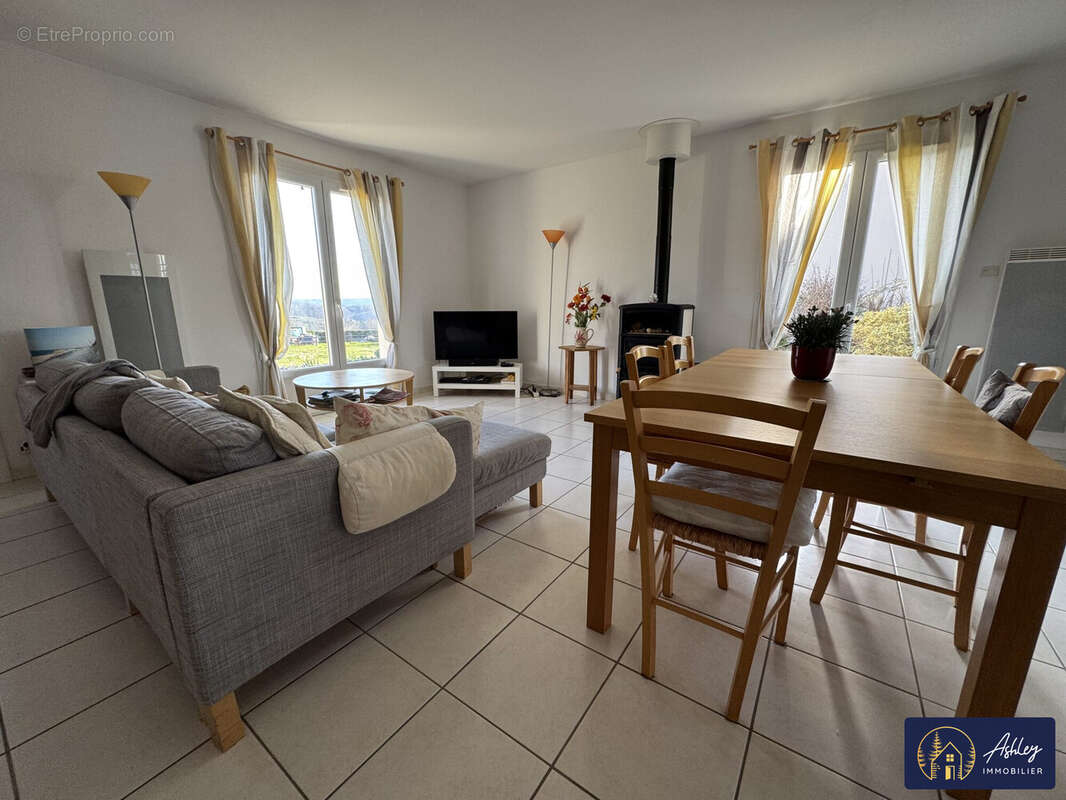Maison à vendre VEYRIERES 4 pièces - Maison à VEYRIERES