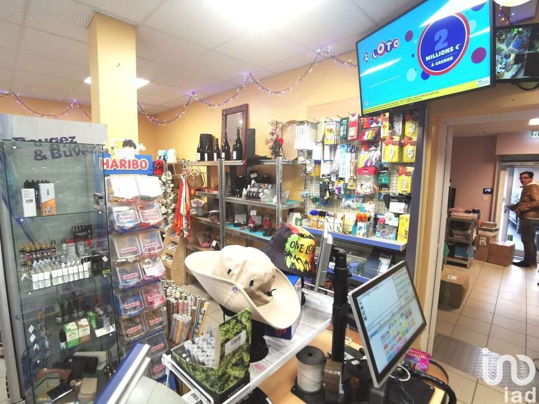 Photo 5 - Commerce à FELINES