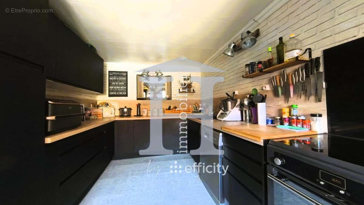 Maison 195 m² à Wahagnies  - photo 4