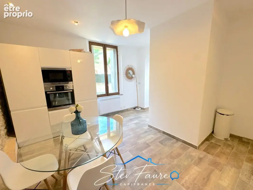 Maison de maître de caractère  à vendre 5 pièces BEAUVOISIN (30) - photo 6