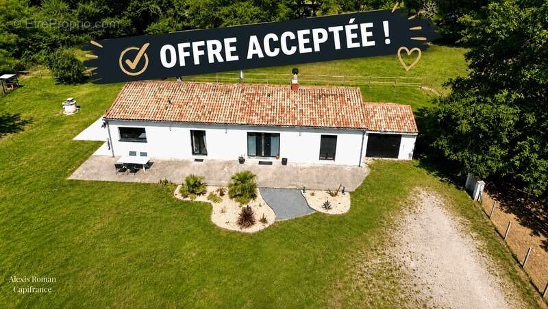 Maison à LE PIZOU