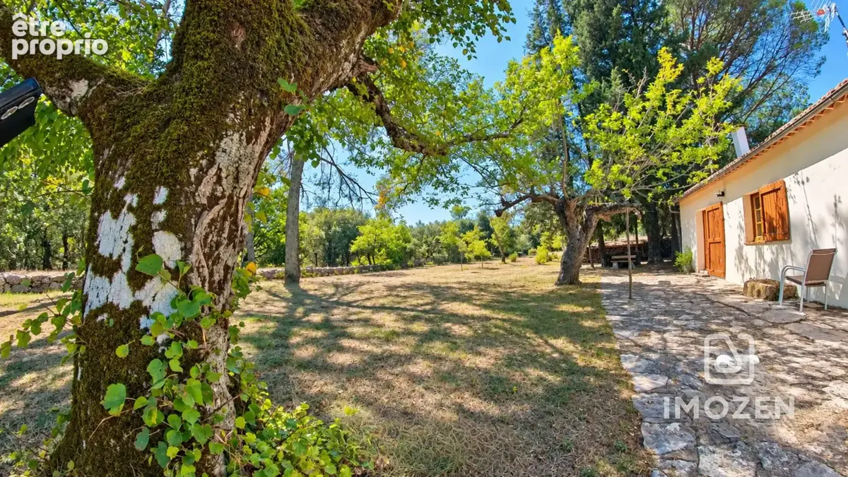 Maison de campagne T4 de 90m2 sur 34675m2 - photo 3