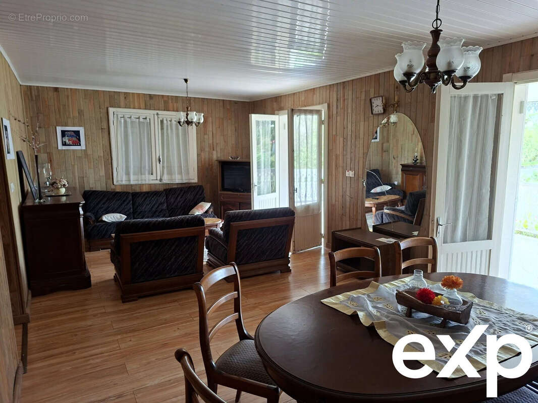 Maison à LA PLAINE-DES-PALMISTES