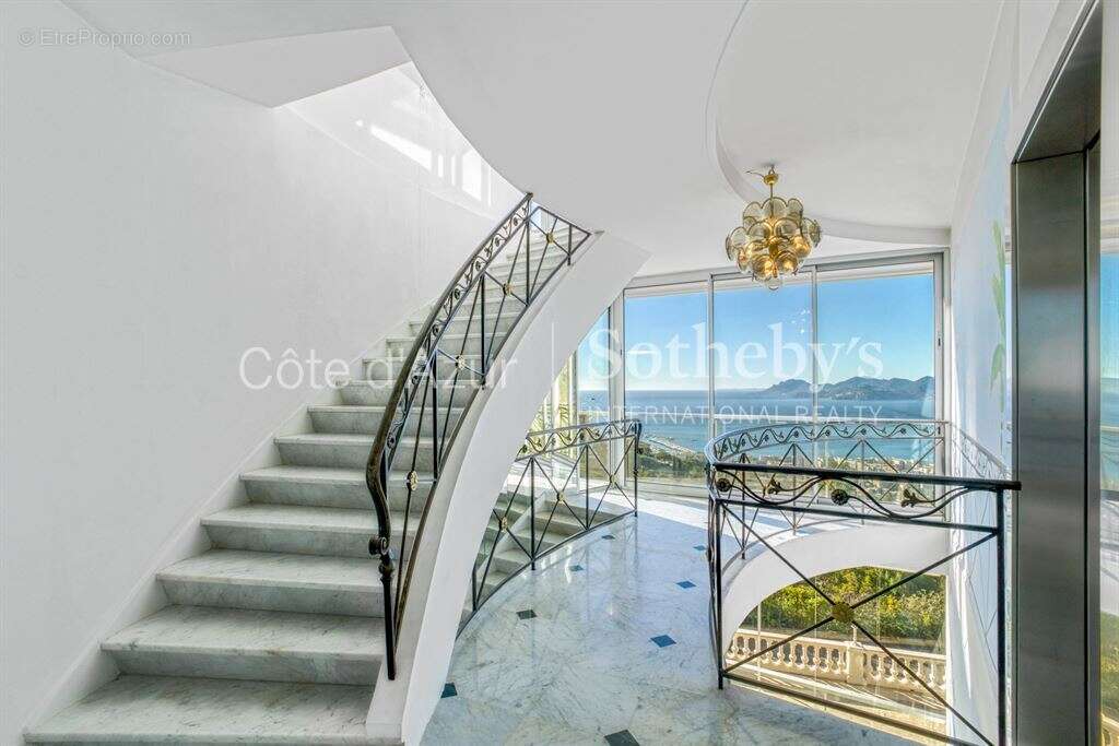 Maison à CANNES