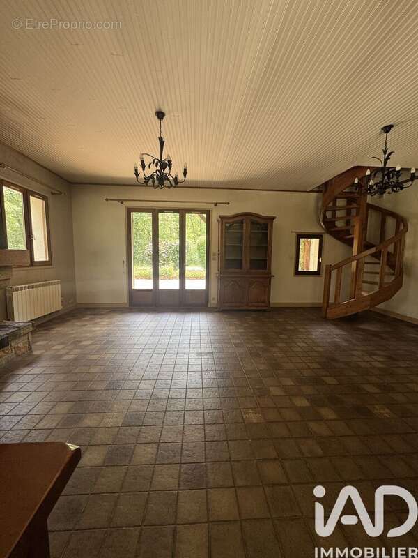Maison 118 m² à Saint-Florent-Sur-Cher  - photo 8