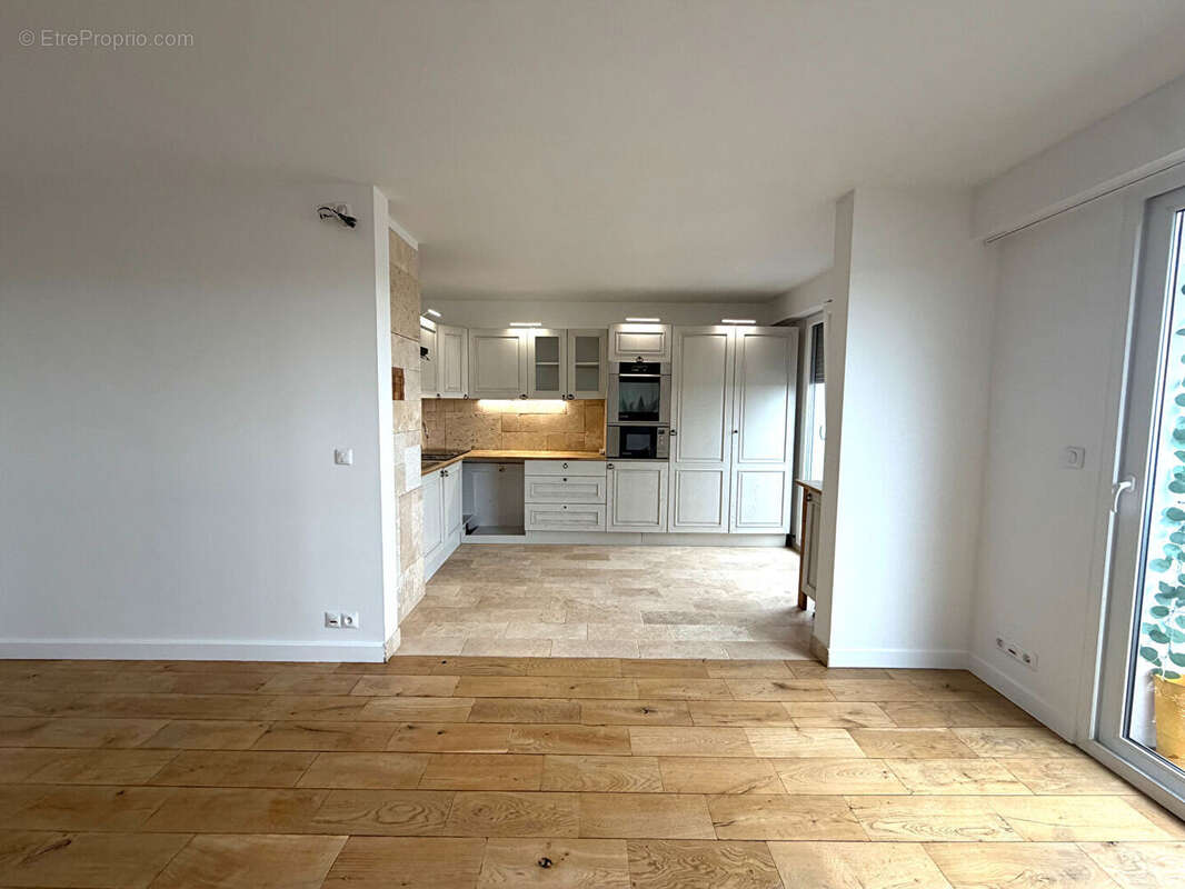 Appartement à SAINT-GRATIEN