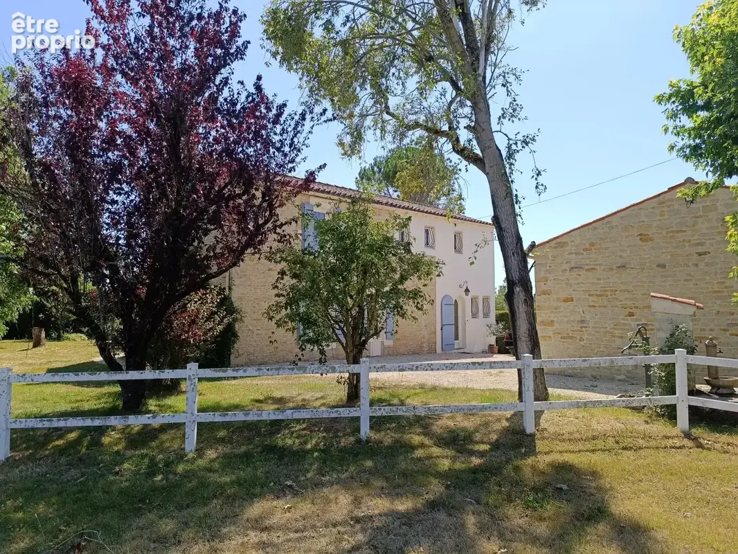 Charmante maison avec piscine et maison d'amis, proche Maillezais - photo 2
