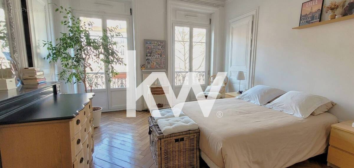 Appartement à SAINT-ETIENNE