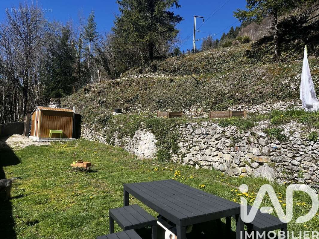 Maison 146 m² à Le Poizat  - photo 2