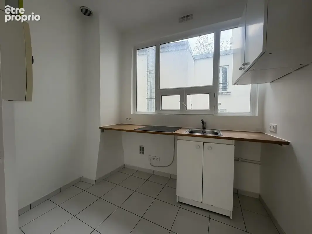 Appartement 2 pièces 44 m² à vendre à Paris-18e (75018) - photo 2