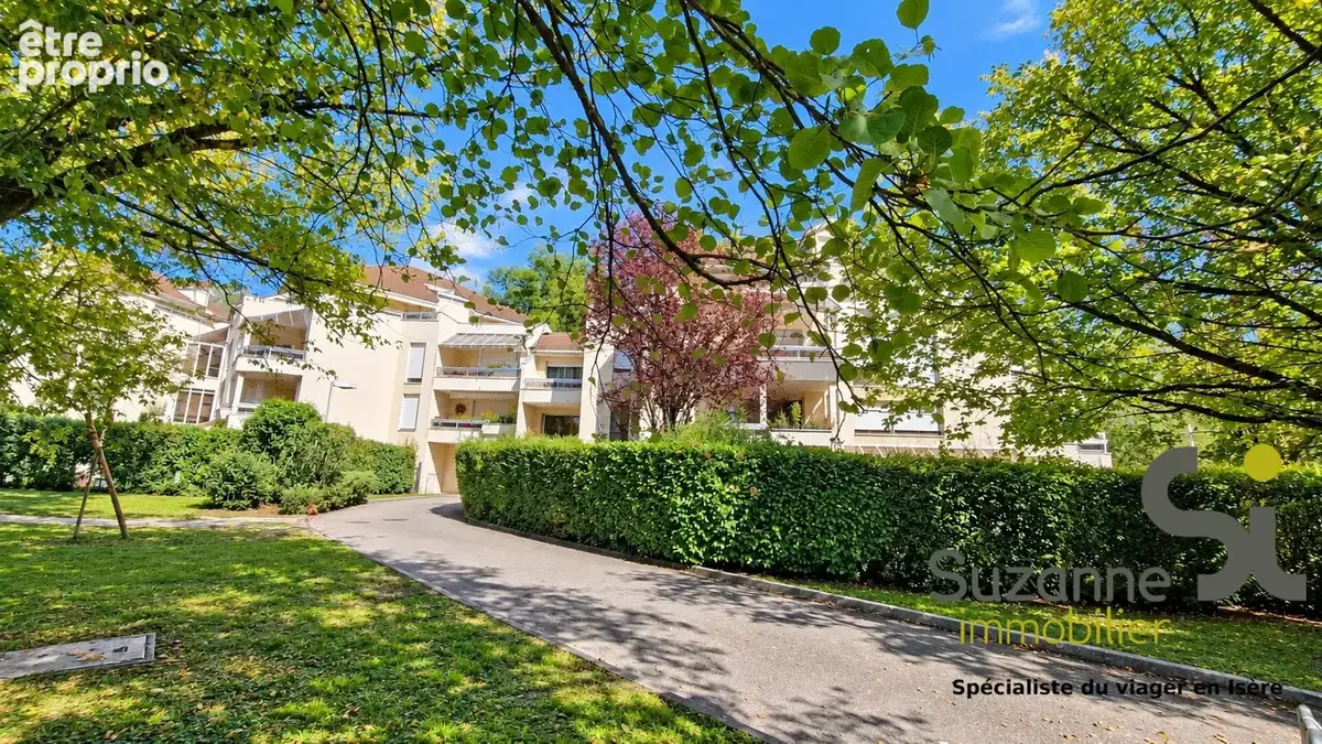 Appartement à MEYLAN