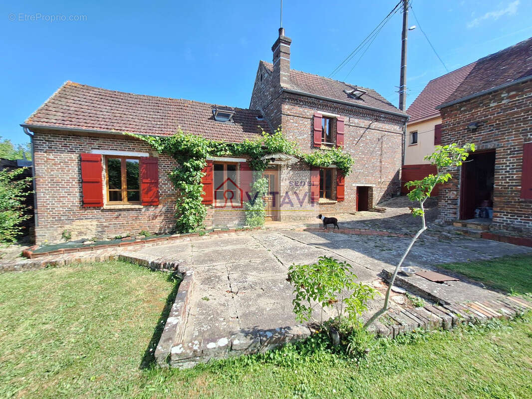 Maison à LACHAPELLE-AUX-POTS