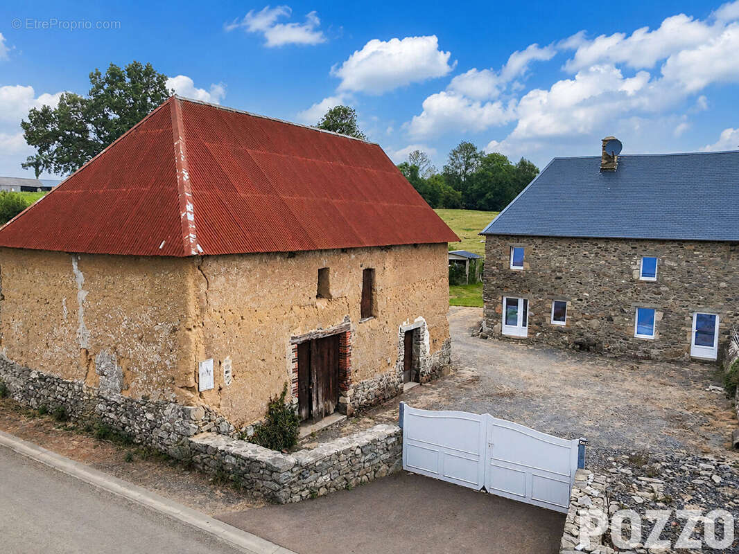 Maison à SAINT-SAUVEUR-LENDELIN