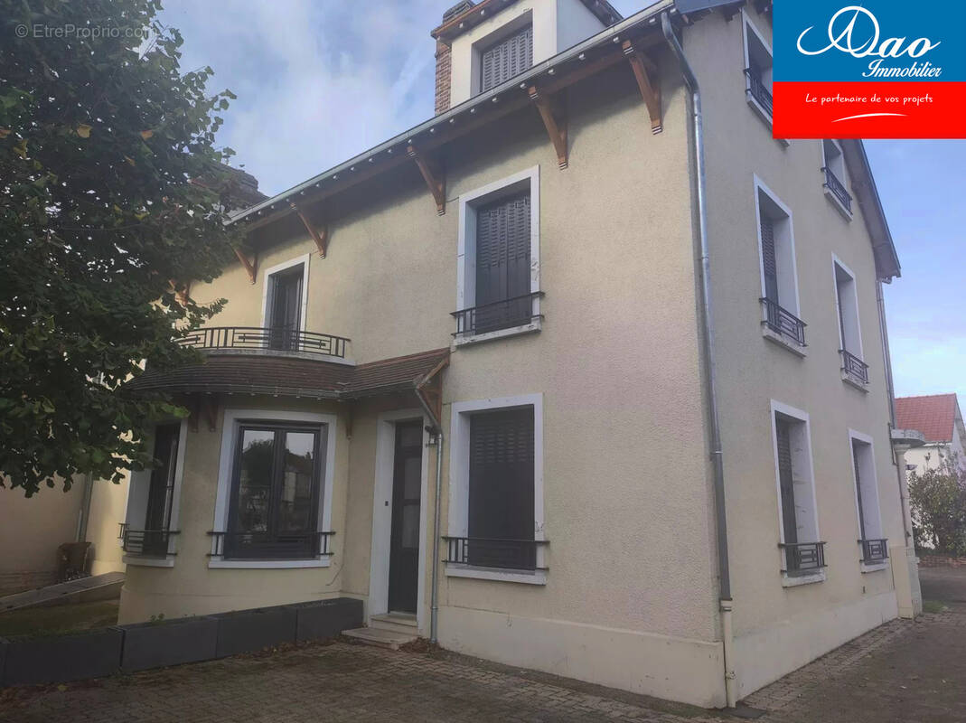 Appartement à SAINTE-SAVINE