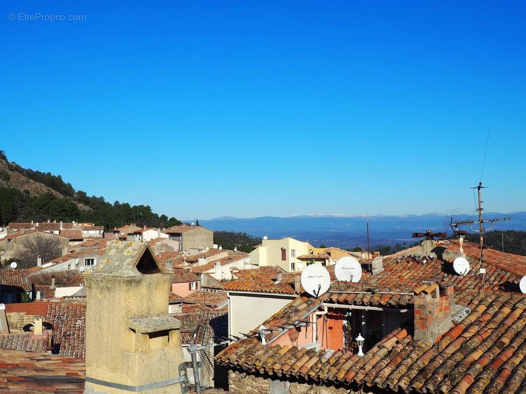 Appartement à LA GARDE-FREINET