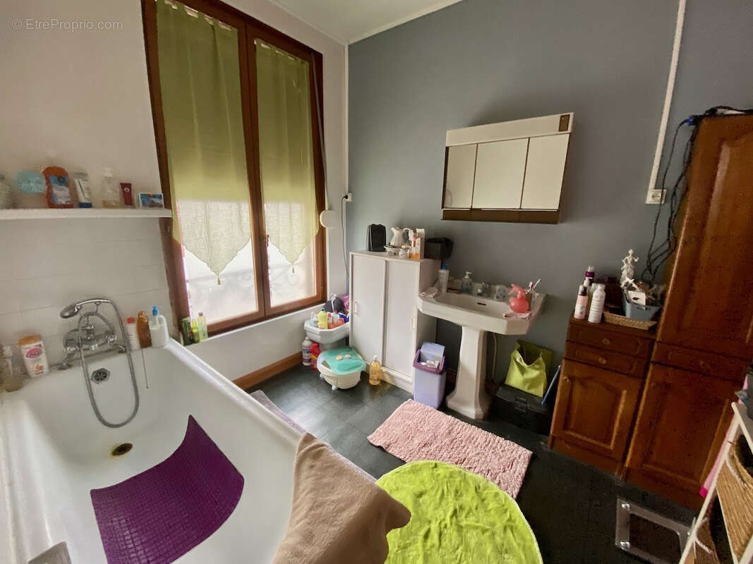 Appartement à LE NOUVION-EN-THIERACHE