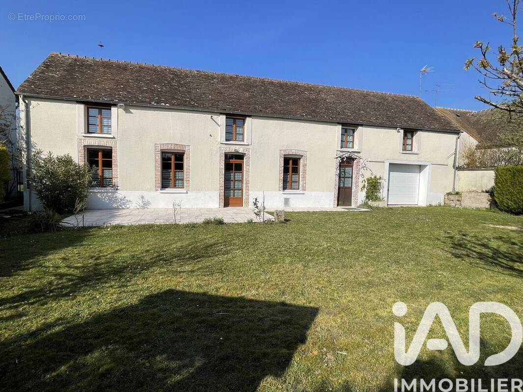 Photo 1 - Maison à MAROLLES-SUR-SEINE