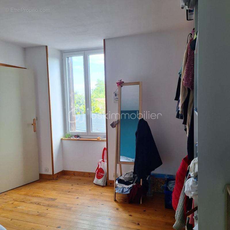 Maison à LIGNIERES-ORGERES