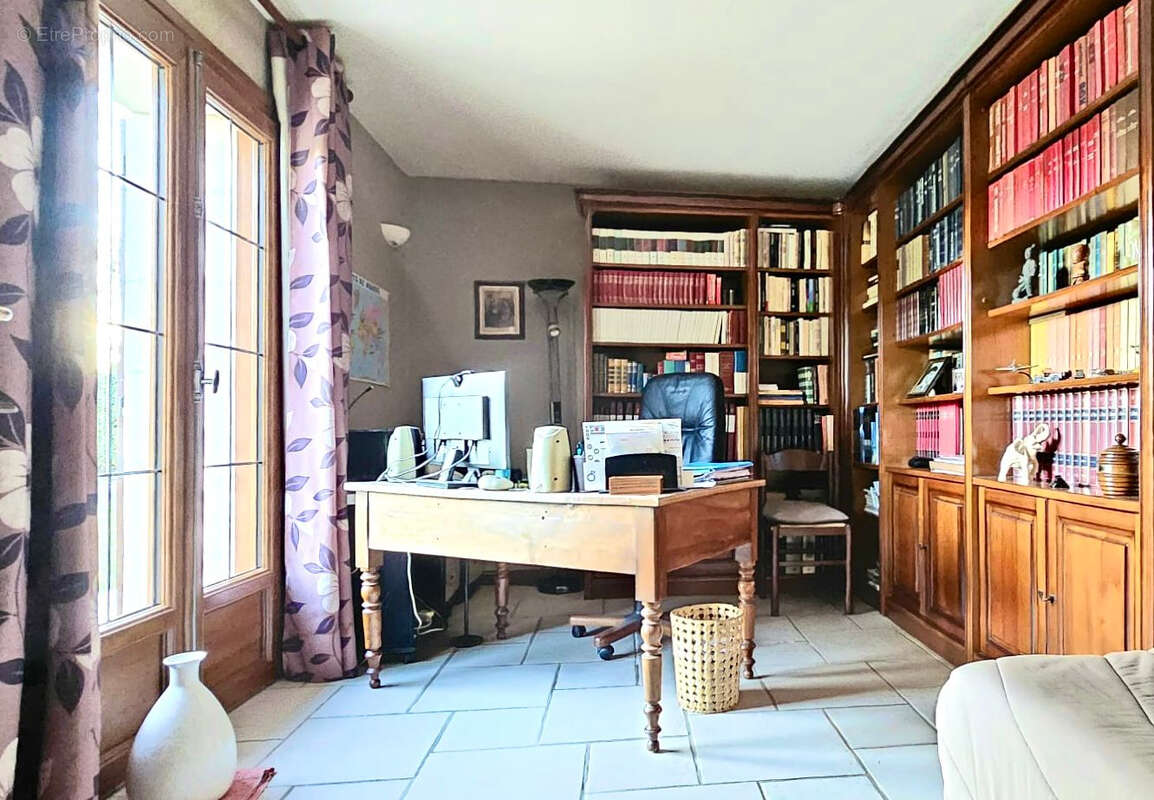 Maison à CHERMIGNAC