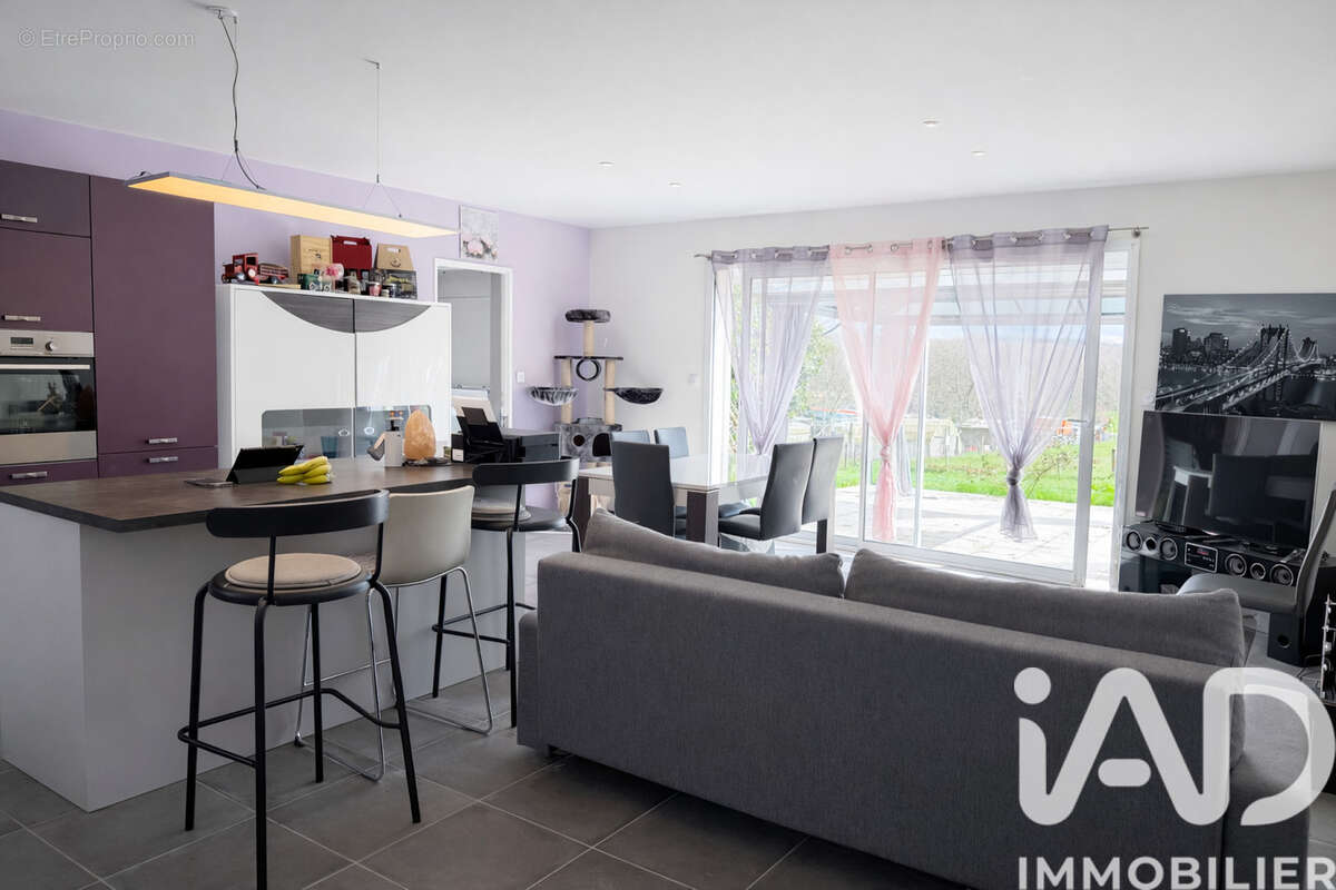 Photo 7 - Maison à LAGORCE