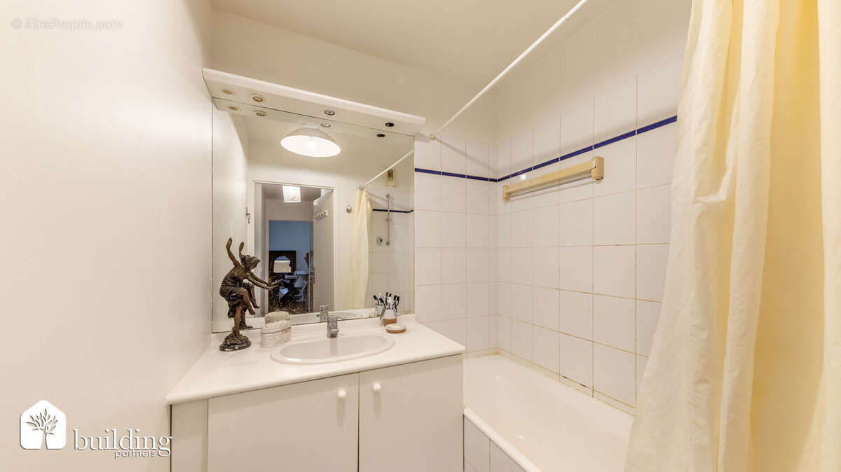 Legendre-Lévis Paris 17ème - Appartement 3 pièces 68,31 m² avec parking - photo 15