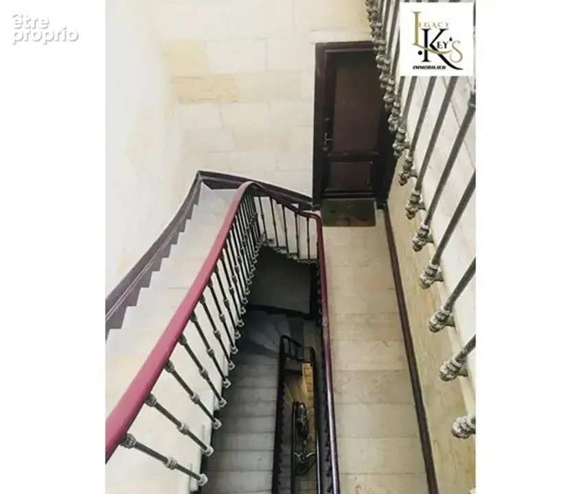 Appartement 15 pièces 400 m² à vendre à Bordeaux (33800) - photo 2