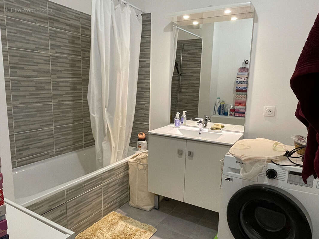 Appartement à BONDY