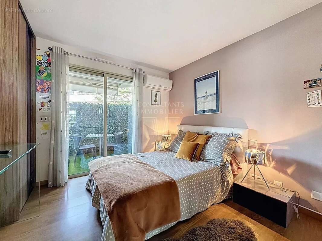 Appartement à LE CANNET