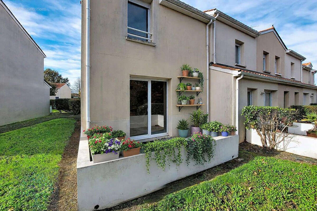 Maison à LE FENOUILLER