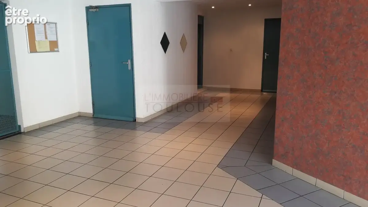 Toulouse 31400  appartement duplex t1 bis vendu loué  parking, cellier, piscine - photo 15