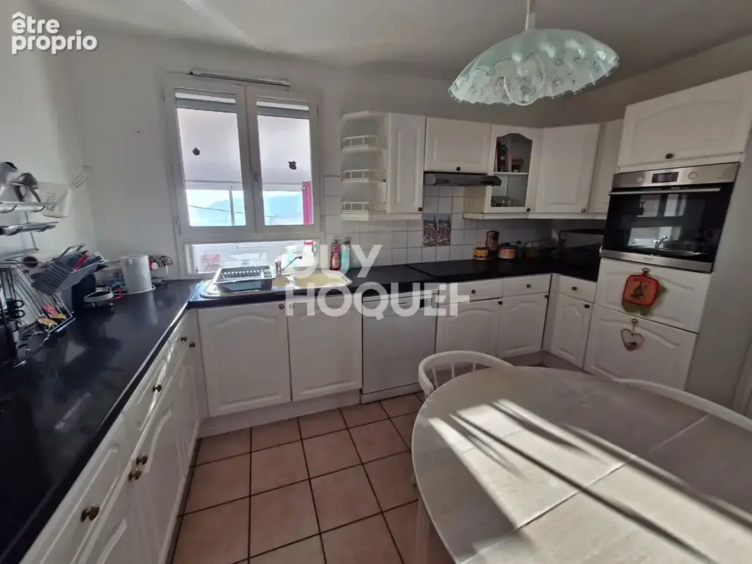 Marseille L'Estaque, Villa T4 117m² avec vue mer, appartement indépendant et garage. - photo 5