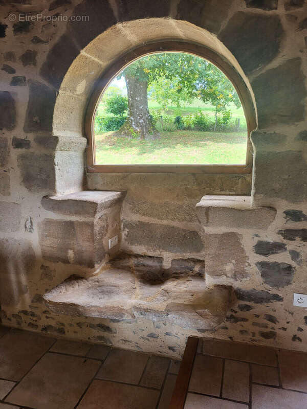 Maison à LACAPELLE-MARIVAL