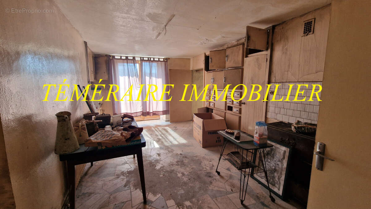 Maison à MONT-SUR-MONNET