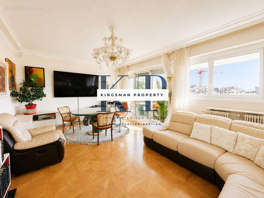 Appartement 106 m² à Paris-19e  - photo 4
