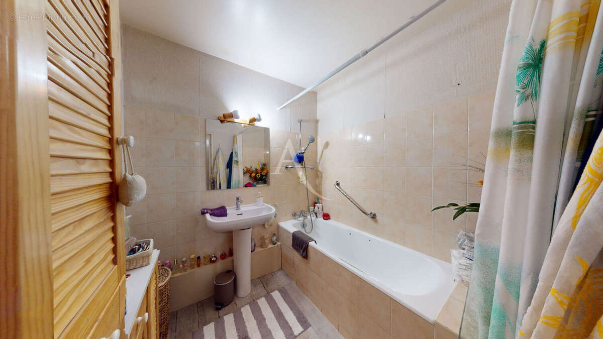 Appartement 59 m² à Evreux  - photo 7