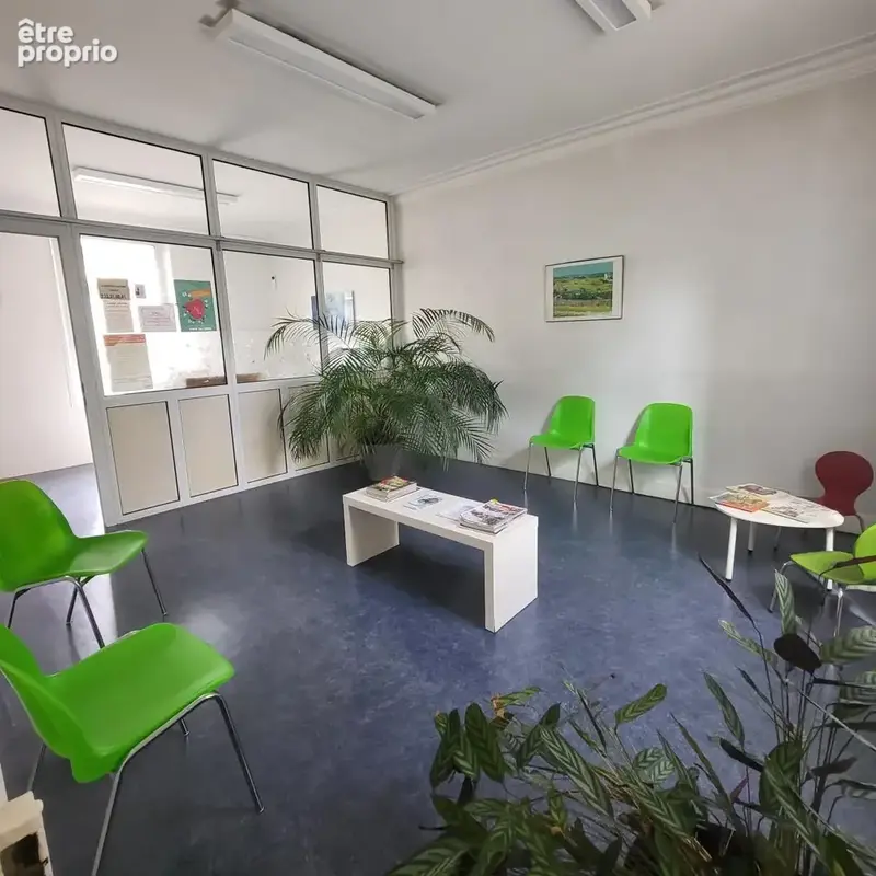 Maison 6 pièces 153 m² à vendre à Etrepagny (27150) - photo 3