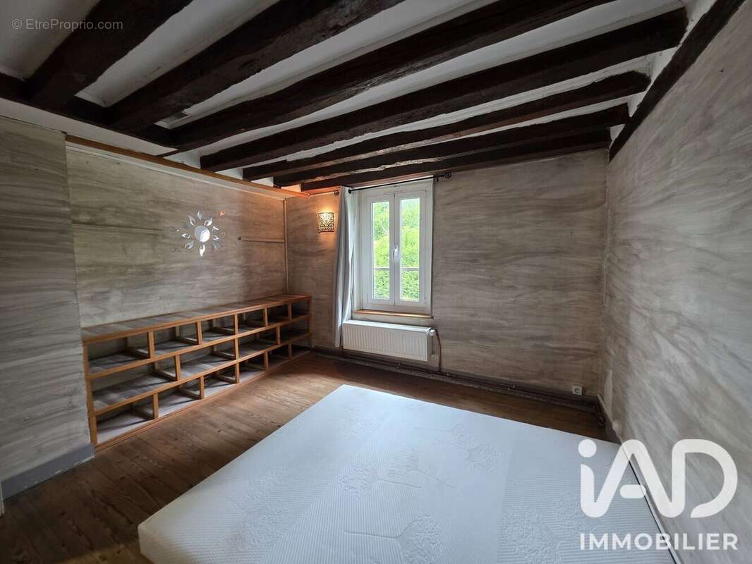 Photo 8 - Maison à SAINT-CYR-SUR-MORIN