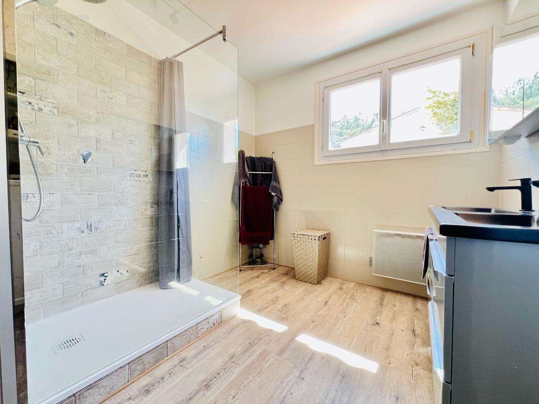 Maison à SIX-FOURS-LES-PLAGES