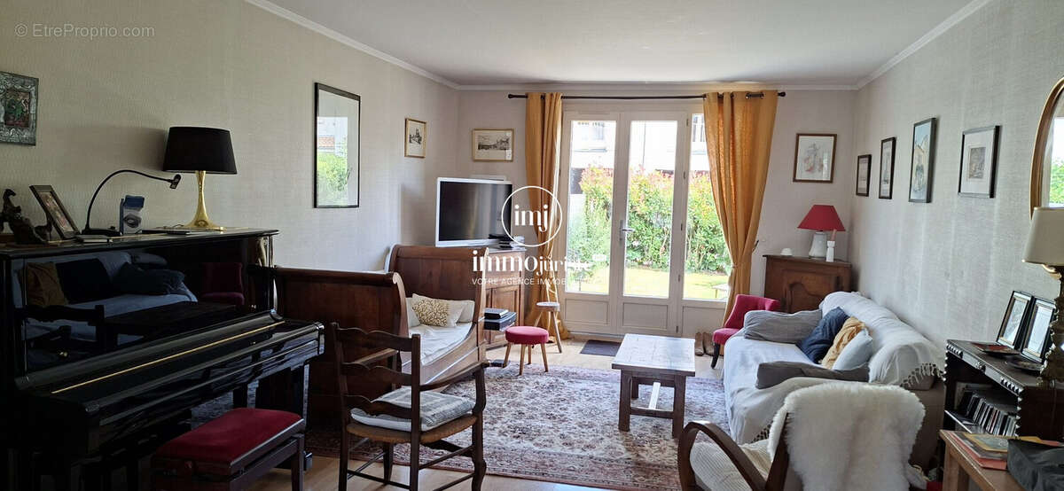 Maison 128 m² à Limoges  - photo 2