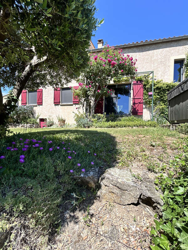 Maison à MANDAGOUT