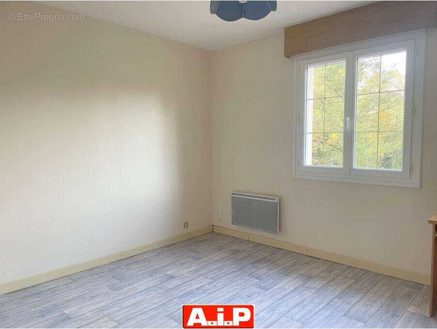 Maison à LA TARDIERE