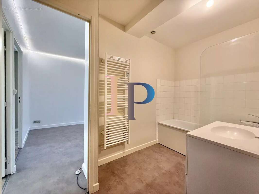 Appartement à CHARLIEU