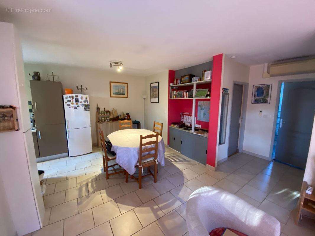 Maison à LES MATHES