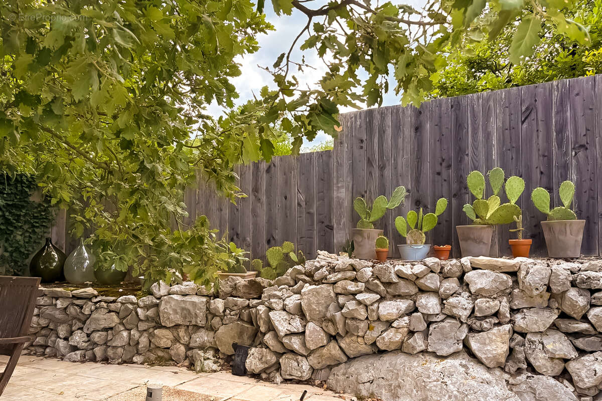 Maison à SAINT-MARTIN-DE-LONDRES