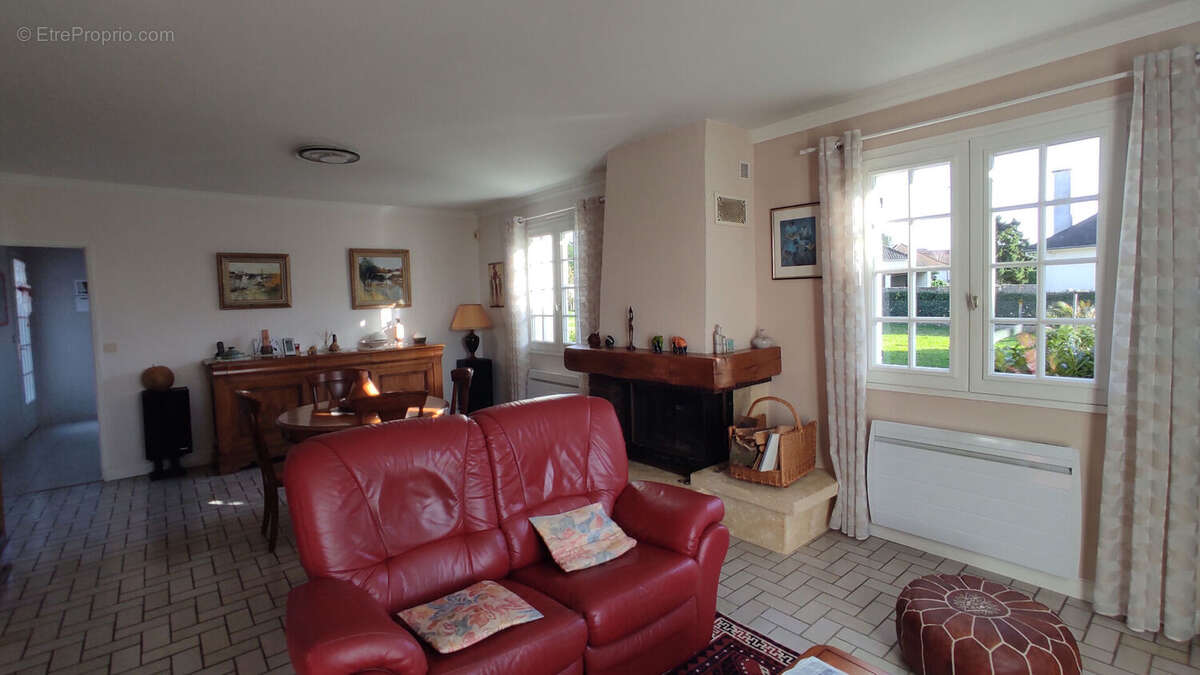 Maison à CHATELLERAULT