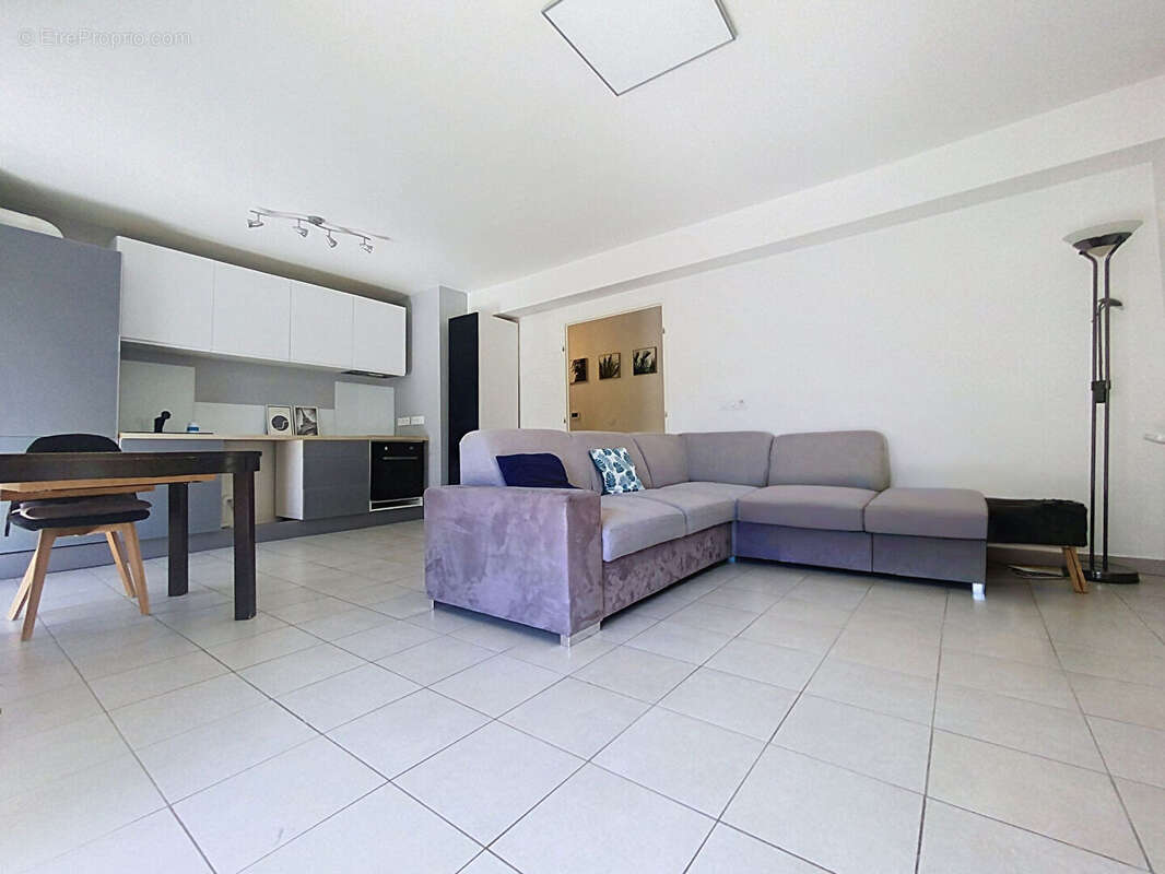 MONTÉVRAIN - ÉCO-QUARTIER :  Appartement 4 pièces de72 m² - photo 4