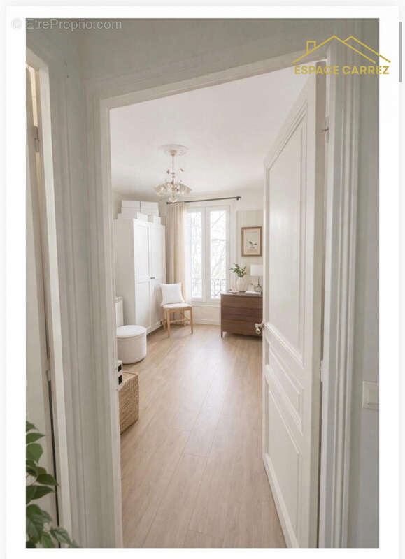 Appartement à LES LILAS